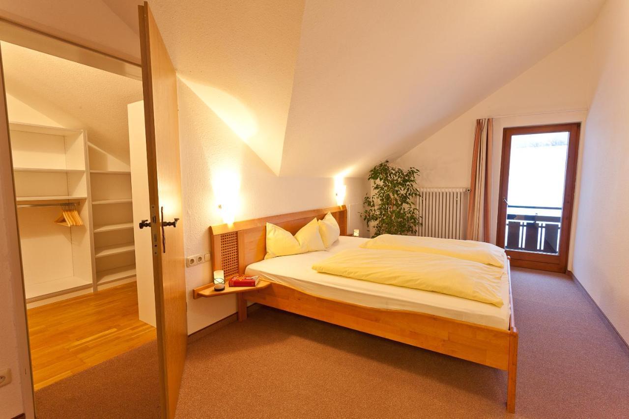 Familien- Und Wellnesshotel "Viktoria" Oberstdorf Esterno foto