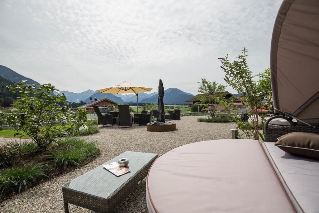 Familien- Und Wellnesshotel "Viktoria" Oberstdorf Esterno foto