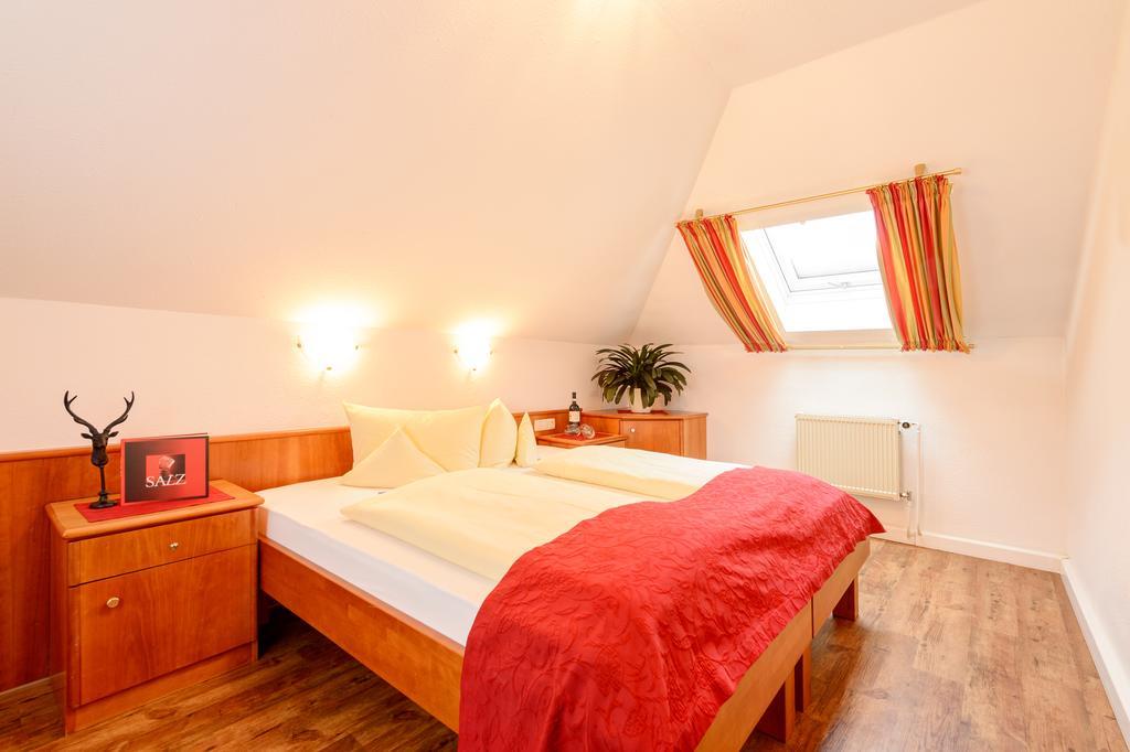 Familien- Und Wellnesshotel "Viktoria" Oberstdorf Esterno foto